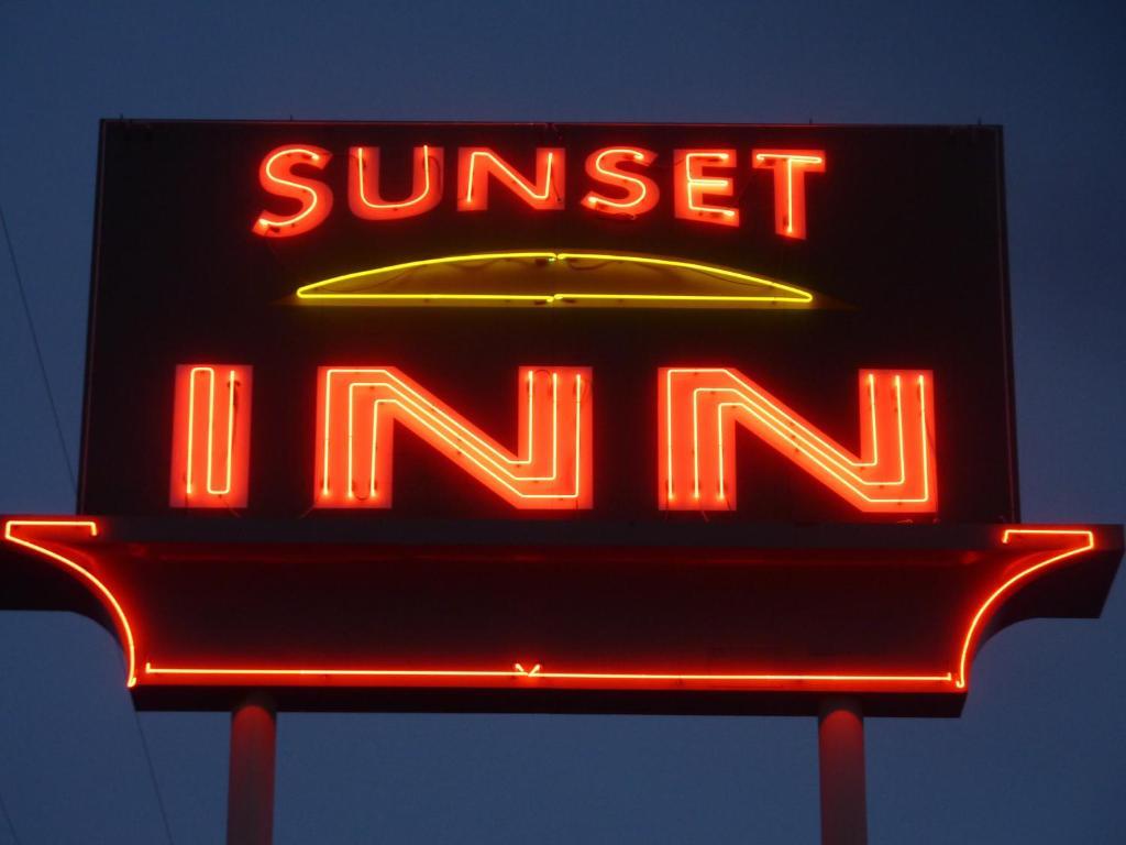 Sunset Inn แกรนท์พาส ภายนอก รูปภาพ